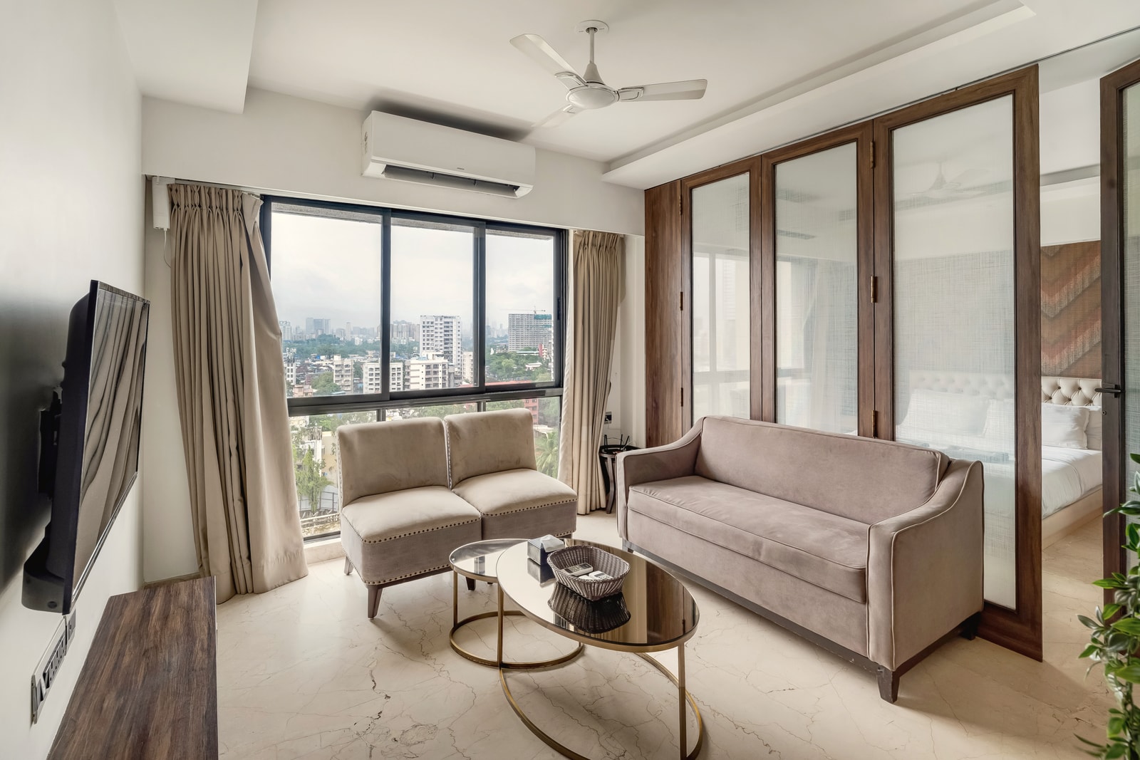 Amalfi · Studio, BKC